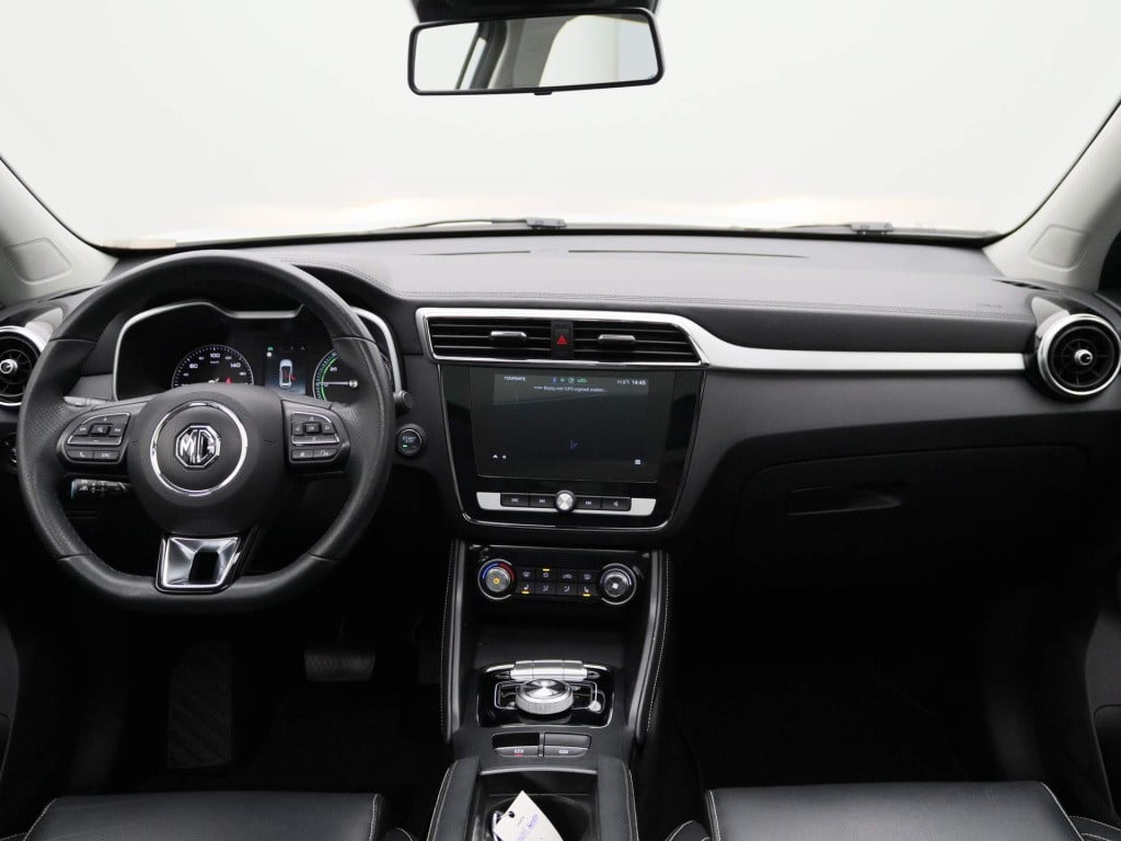 MG Zs-ev mg luxury 45 kwh aut. | panoramadak | leder | navigatie | airco | 