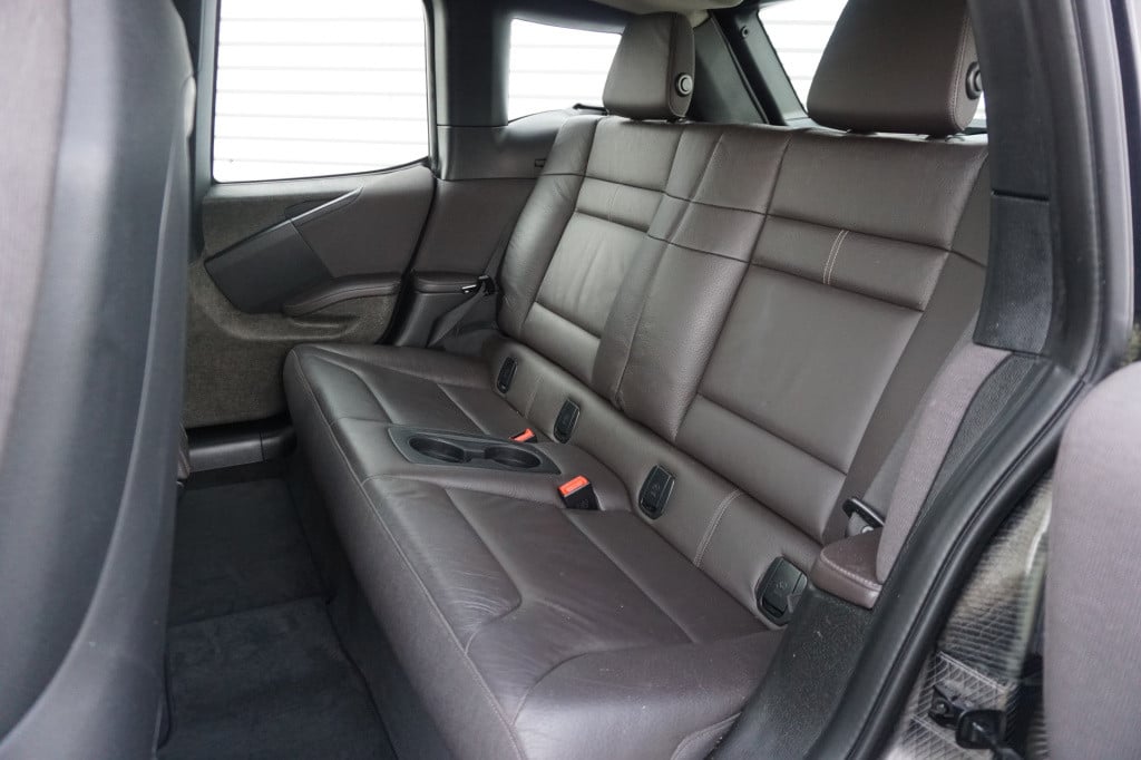BMW I3 basis comfort 22 kwh 1e eigenaar - automaat - airco / navi / cruise