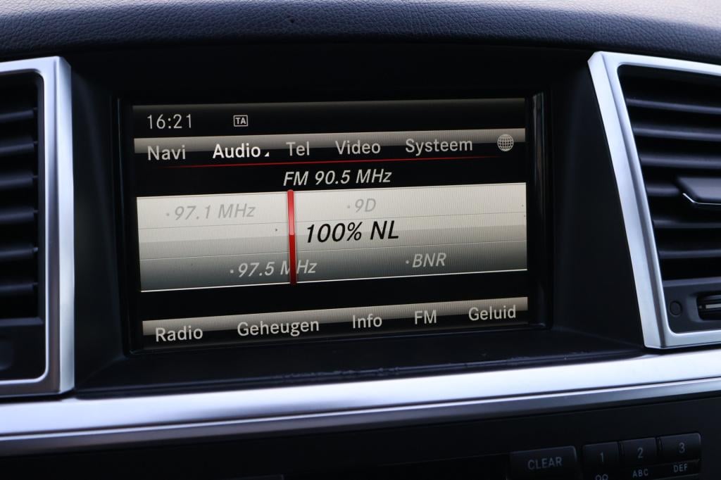 Mercedes-Benz ML-klasse 350 bluetec sport editon l schuif- kanteldak l keyl