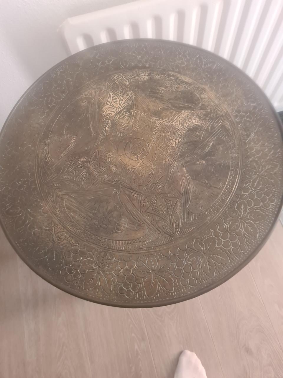 Antiek tafeltje