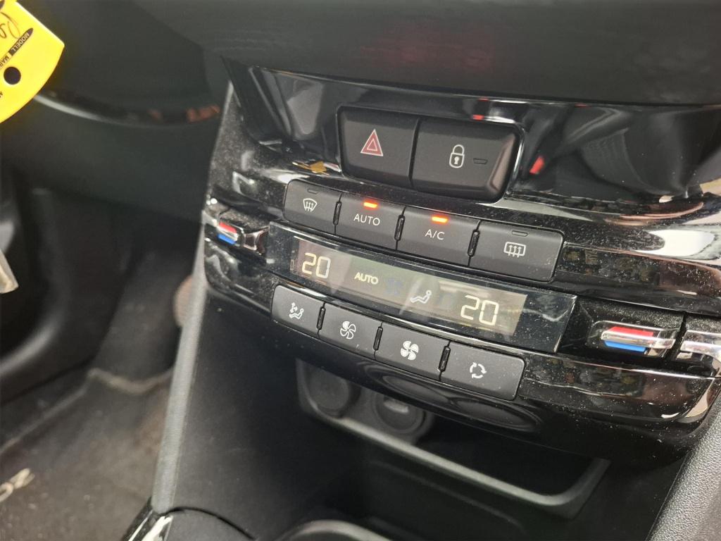 Peugeot 2008 suv 130 allure pano/cam/lmv/trekhaak