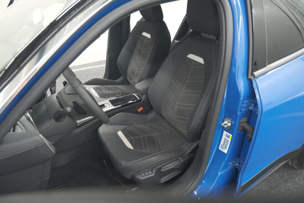 Opel Mokka turbo 130 eat8 ultimate | camera | dodehoekdetectie | massage | 