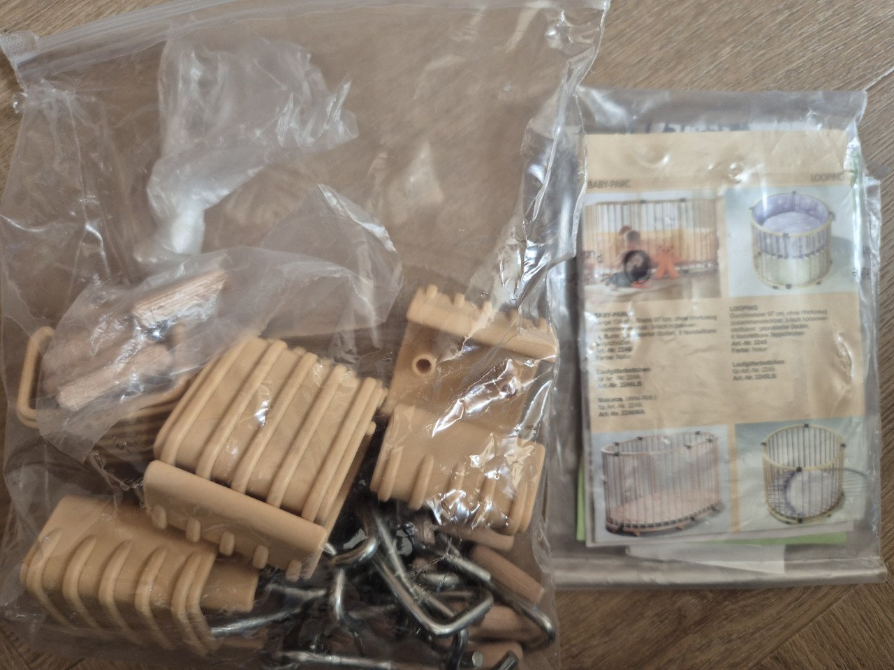 Ronde babybox op wieltjes