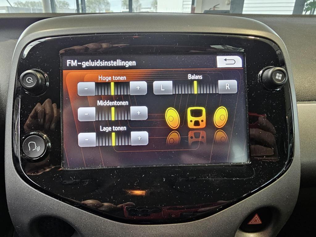 Toyota Aygo 1.0 vvt-i x-play limited