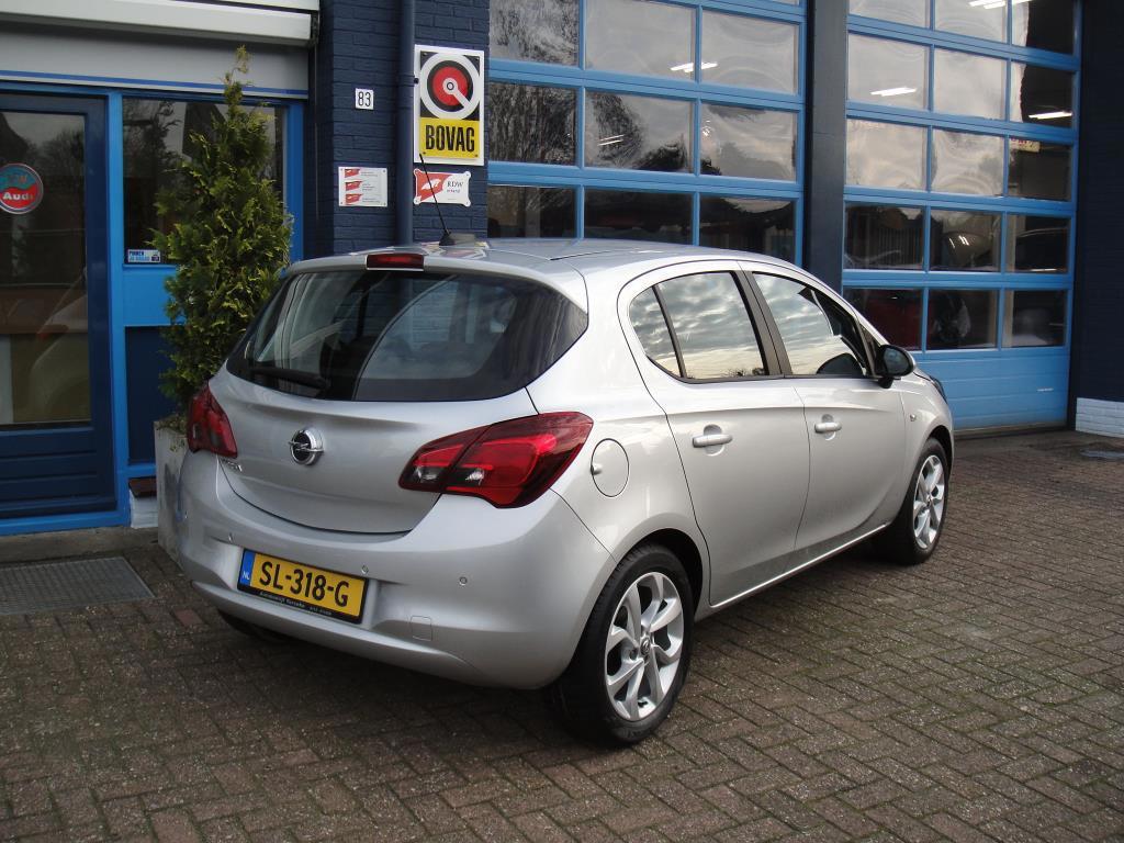 Opel Corsa 1.4 online edition nl auto apple carplay navigatie