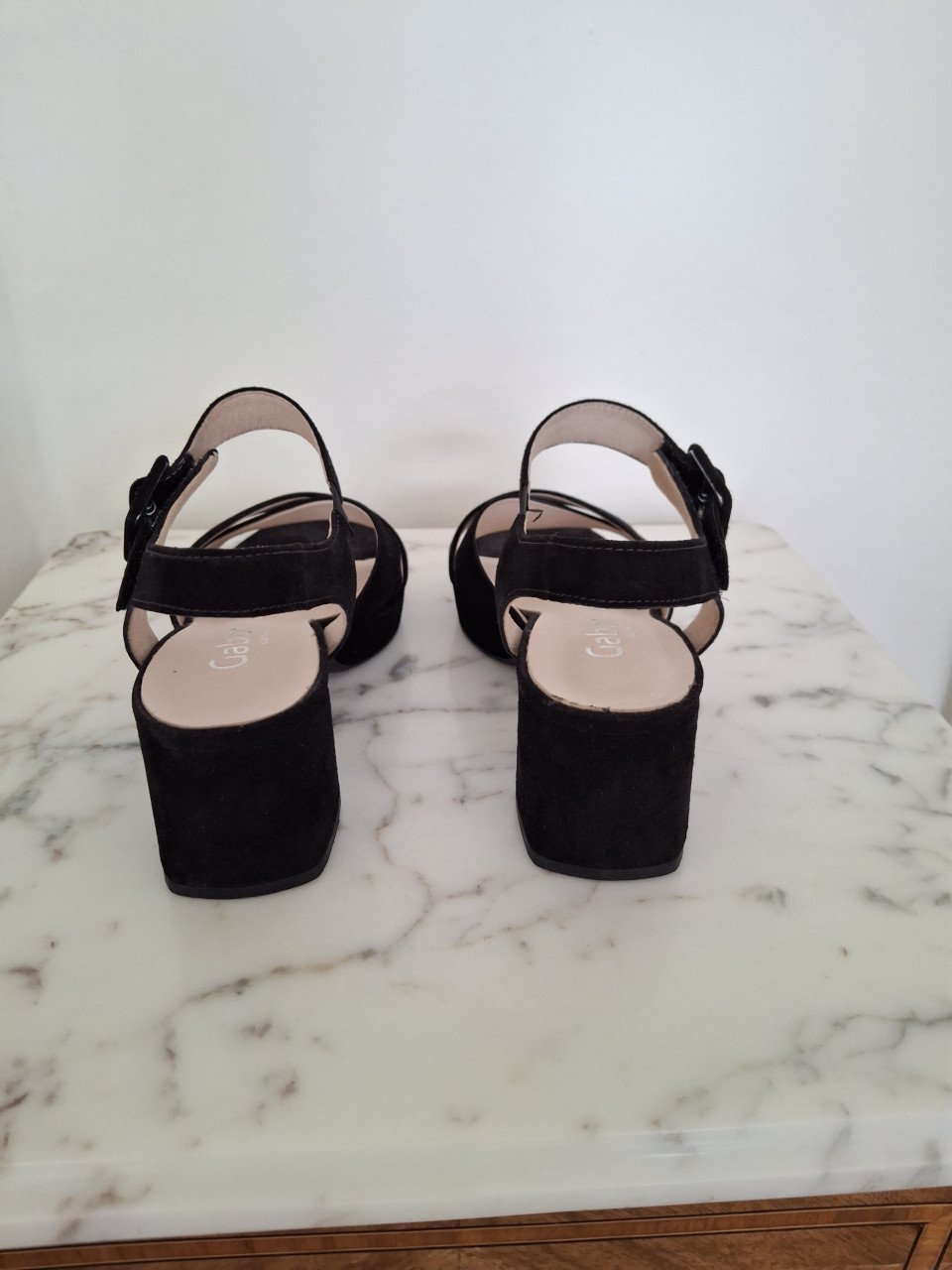 Gabor ,zwarte dames schoenen. Open teen en hiel  4 = 37