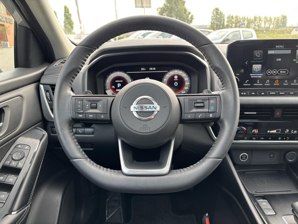 Nissan Qashqai 1.3 mhev xtronic premiere edition | panoramadak | head-up di