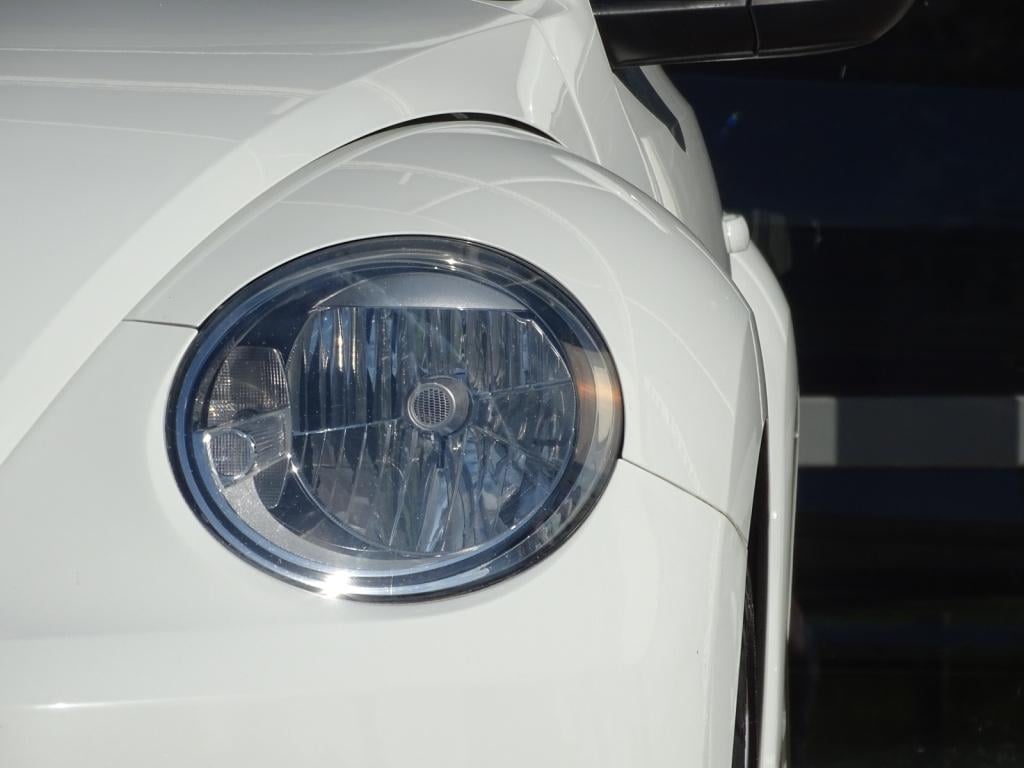 Volkswagen New Beetle cabriolet 1.2 tsi design bluemotion