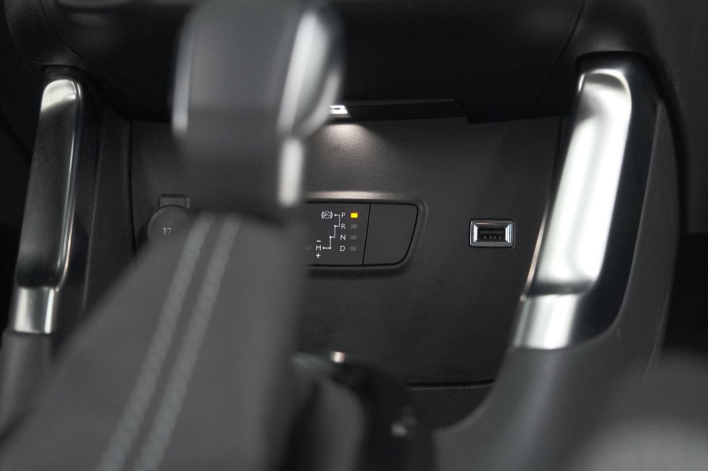 Citroen C3 Aircross puretech 130 eat6 max | camera | navigatie | apple carp