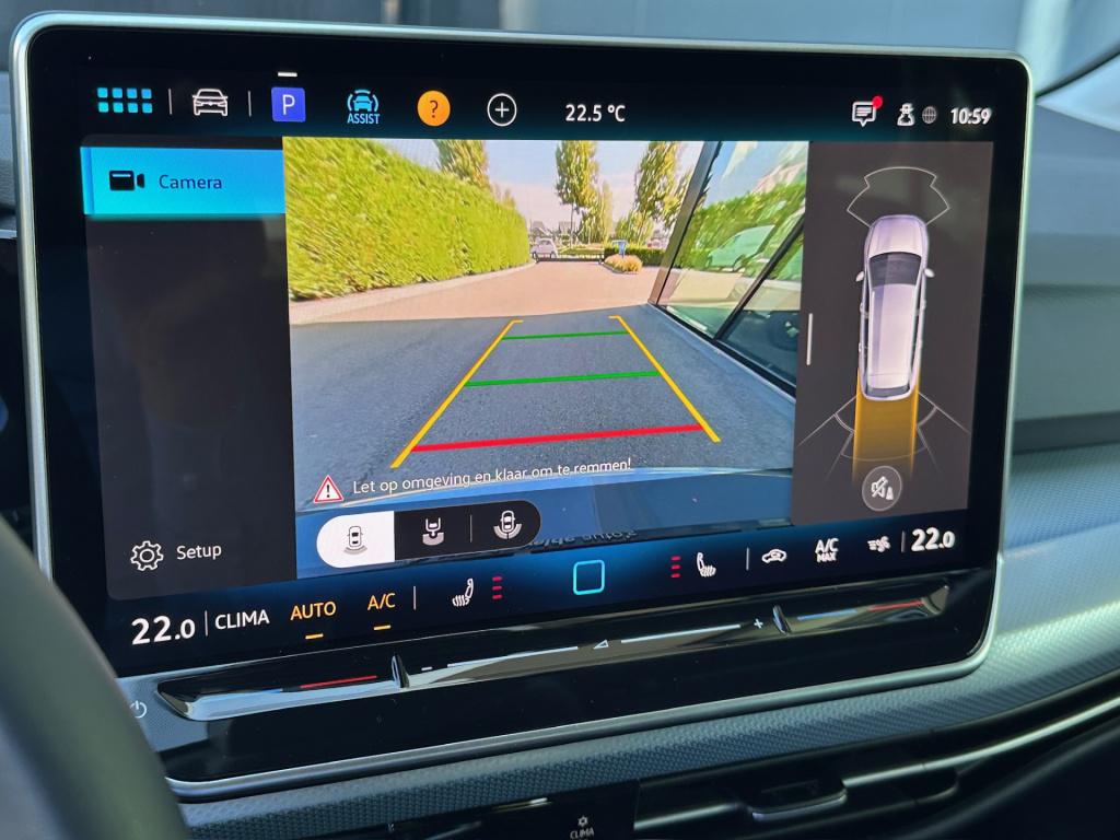 Volkswagen Golf 1.5 tsi 150pk goal | trekhaak | camera | dode hoek | rijkla