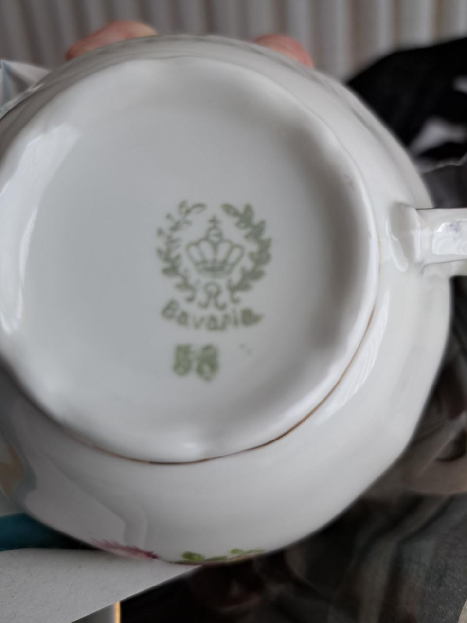 Mooi vintage servies compleet van minimaal 60 jaar jong.
