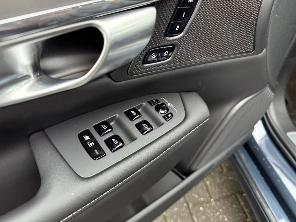 Volvo V90 t6 awd ultra massage actie nieuwprijs €83.600,-