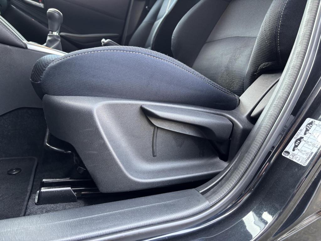 Mazda 2 1.5 skyactiv-g luxury i-activesense pack, nl-auto!