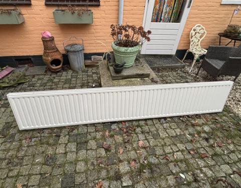 Radiator 270 x 45 cm