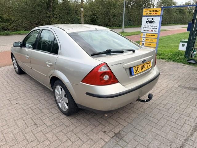 Ford Mondeo 2.0-16v first edition