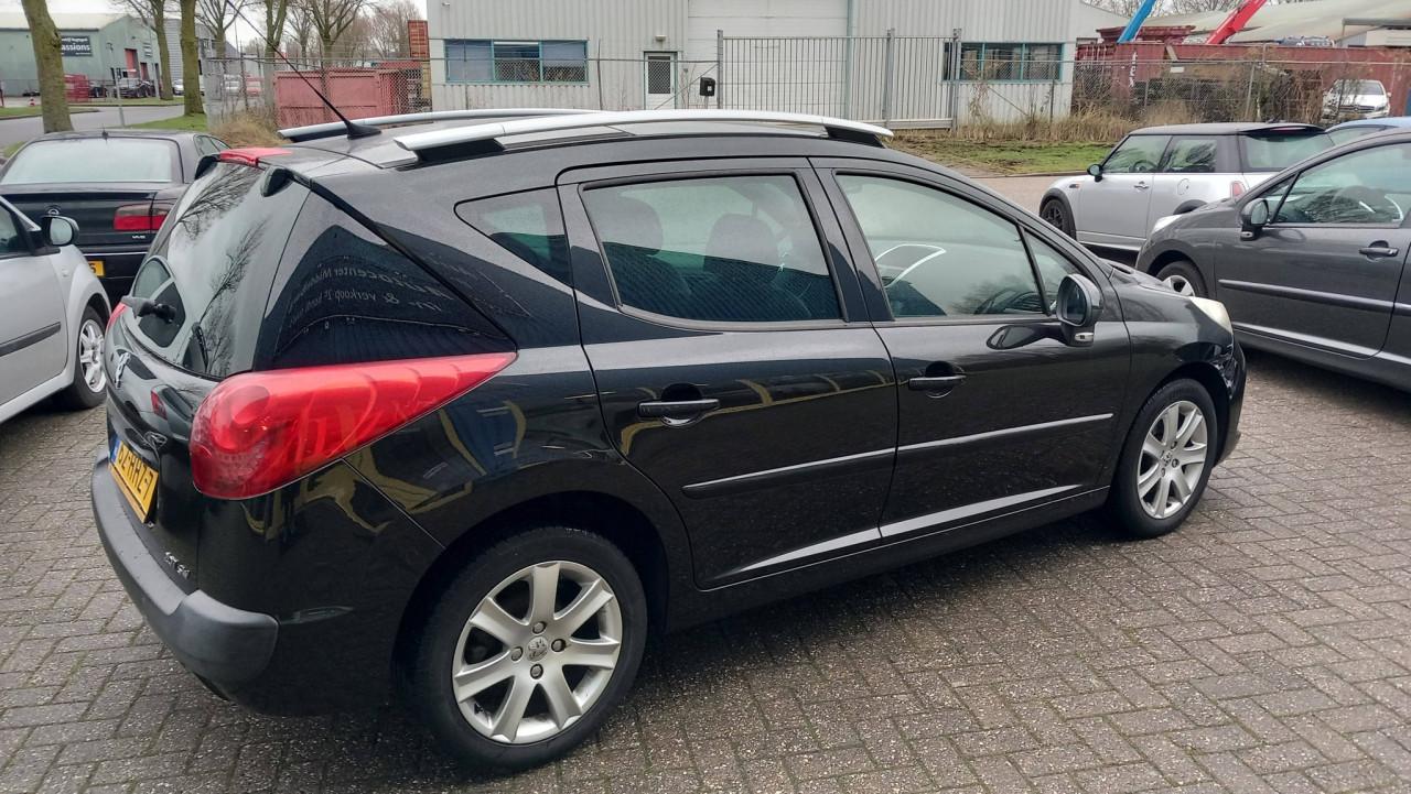 Peugeot 207 1.6 VTI XS SW bj:2008 airco leer apk 2027