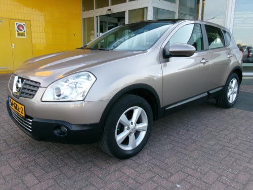Nissan Qashqai 1.6 airco, cr.contr., panoramadak, trekhaak