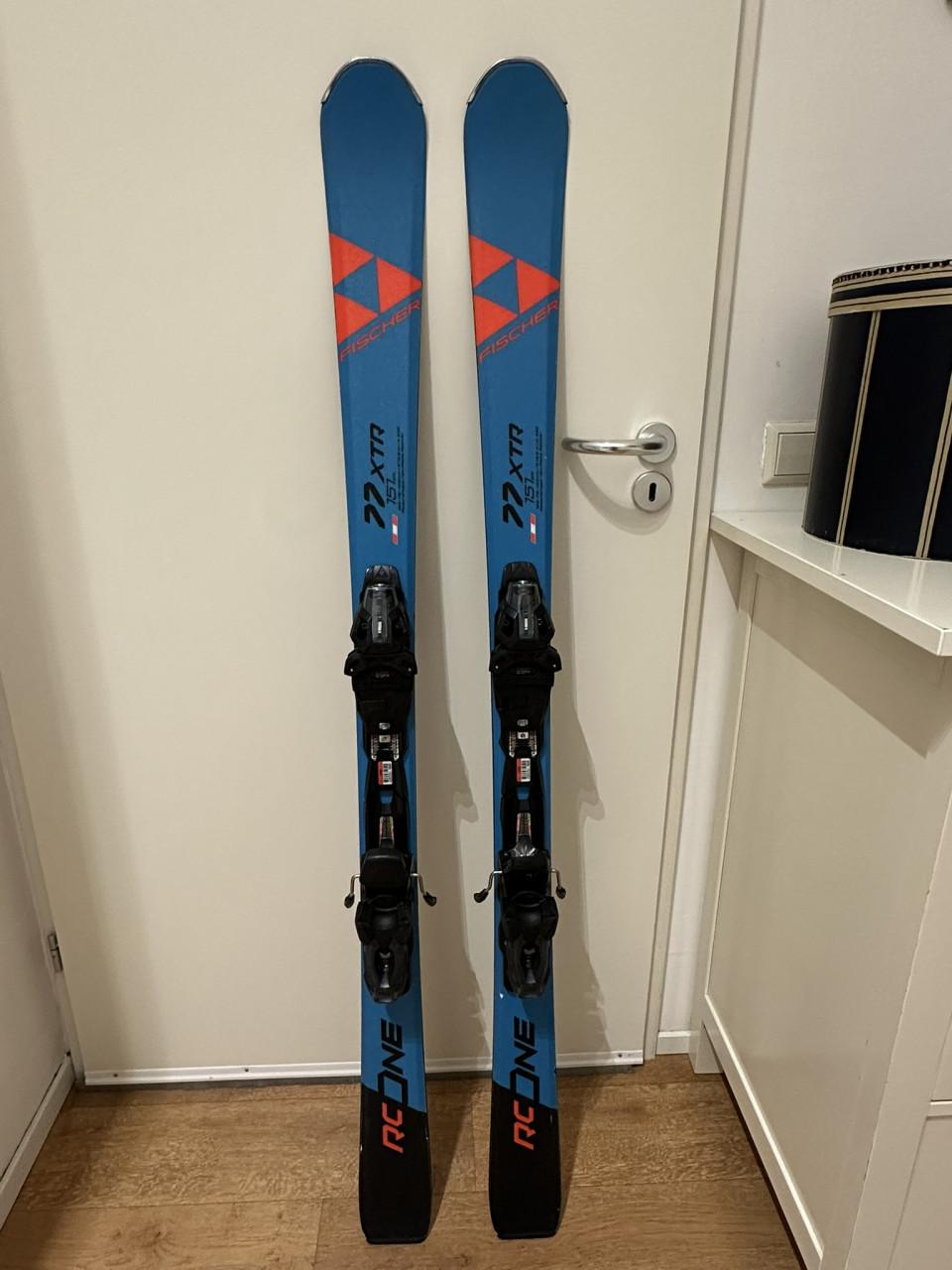 Fischer RC One 77 XTR – 151 cm incl. bindingen