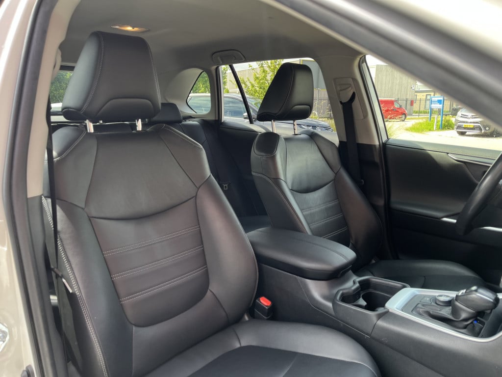 Toyota Rav4 2.5 hybrid awd executive | leer | trekhaak | memory | camera