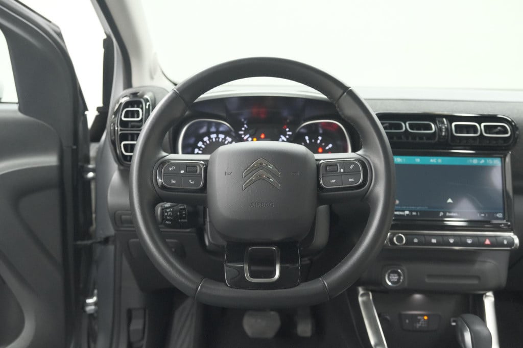 Citroen C3 Aircross puretech 130 eat6 shine | camera | navigatie | parkeers