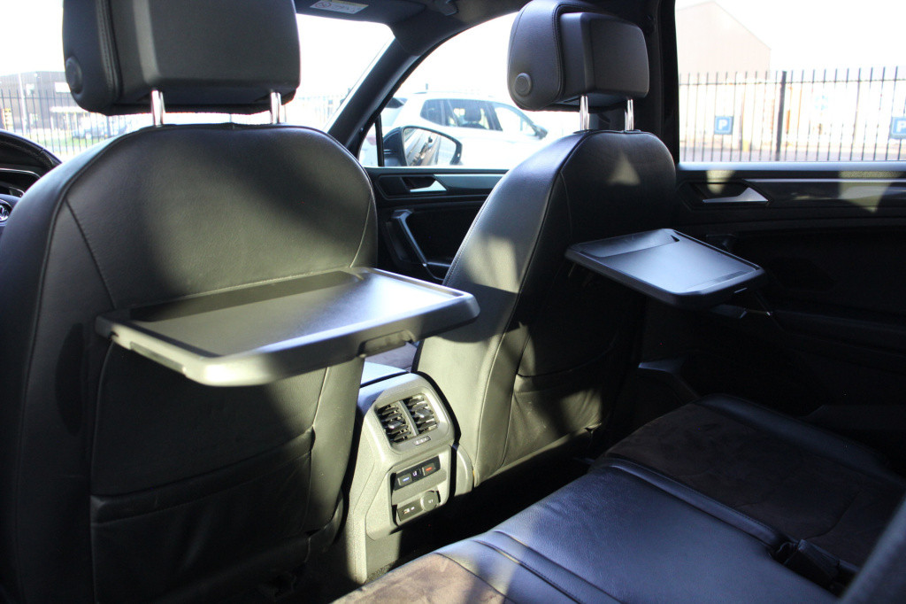 Volkswagen Tiguan Allspace 1.5 tsi highline r-line 7p. pano | acc | el.trek