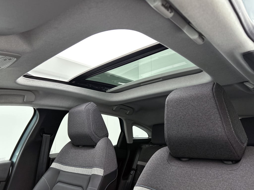 Citroen C4 130 pk shine | rijklaar | panorama dak | head up dispay |