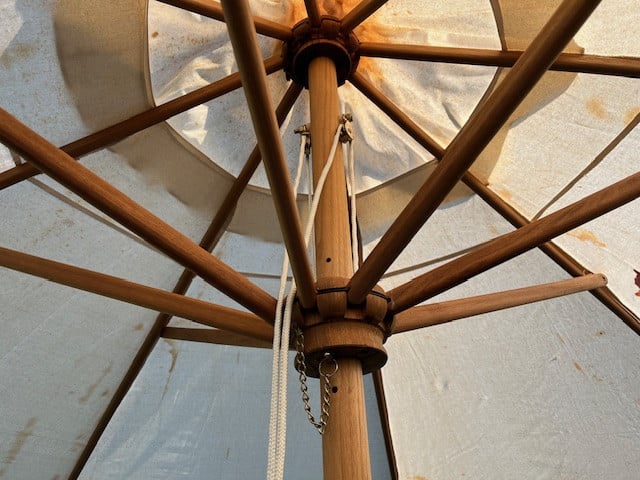 Teakhouten ronde stokparasol
