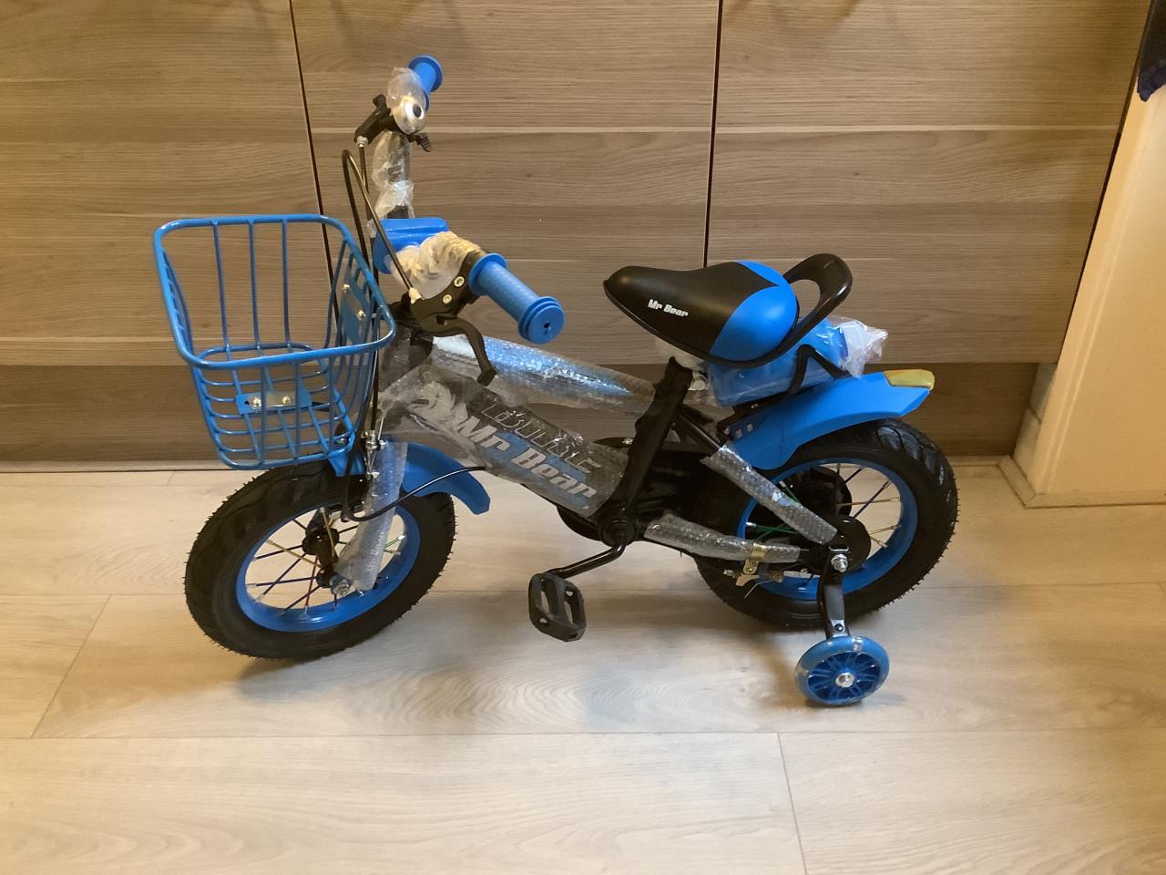 ***** nieuwe sportieve  12 inch kinderfiets  met zijwieltjes *****