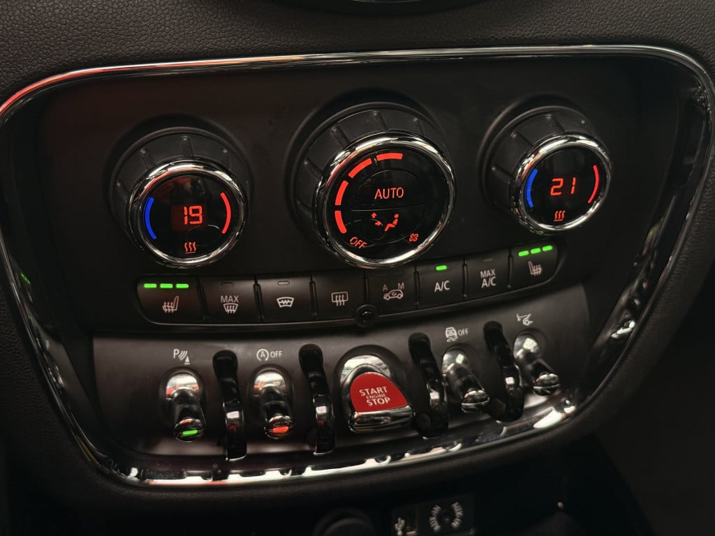 Mini Clubman mini 2.0 cooper s all4 chili serious business | leder | pano |
