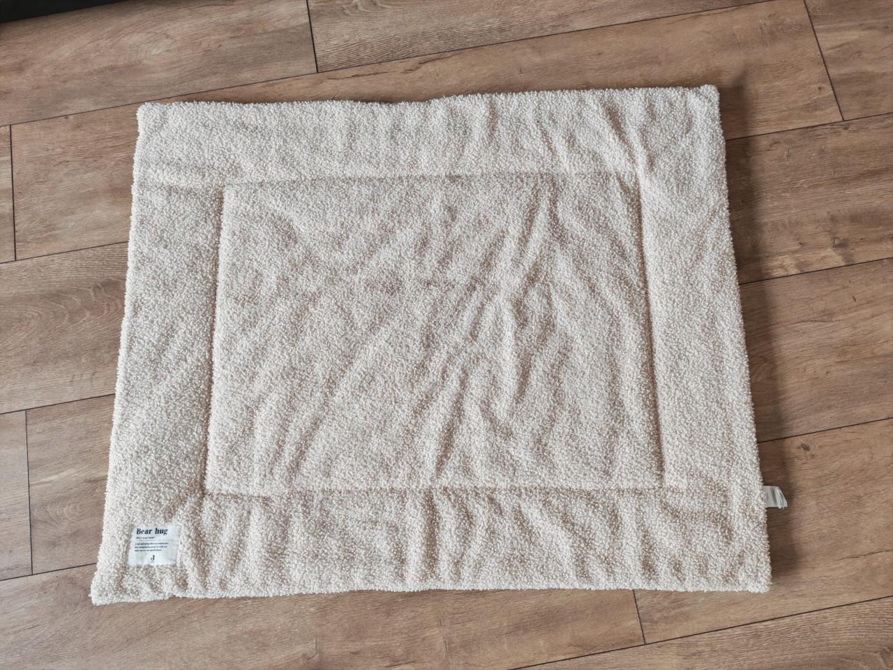 Box zwart met boxkleden