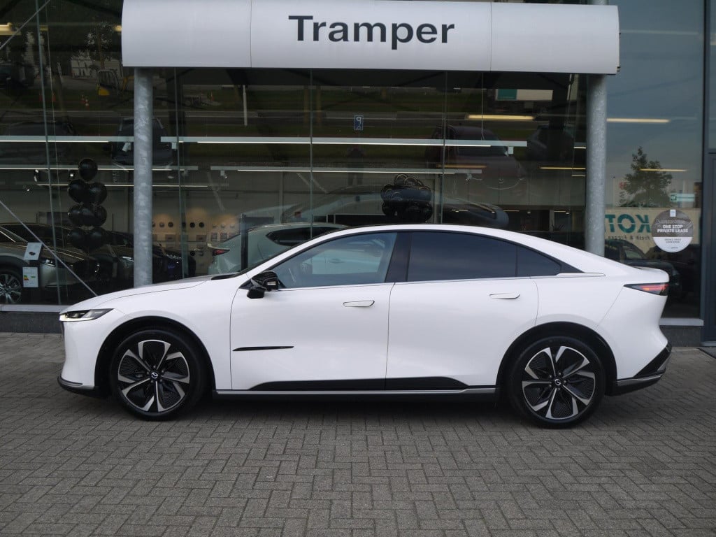 Mazda 6 6e takumi 68.8 kwh