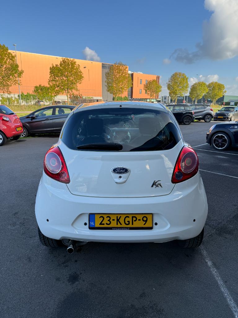 Ford KA 1.2 titanium - airco - 1e eigenaar