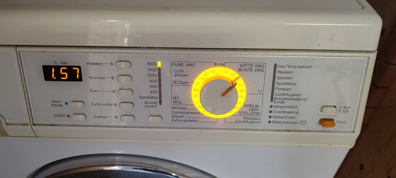 Miele wasmachine NOVOTRONIC W316 (5kg, 1600 tpm) - bieden vanaf €60