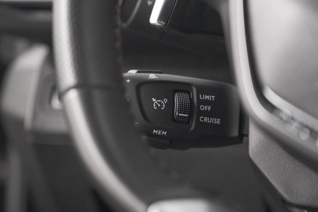 Peugeot 3008 puretech 130 eat8 gt | camera | adaptieve cruise control | alc