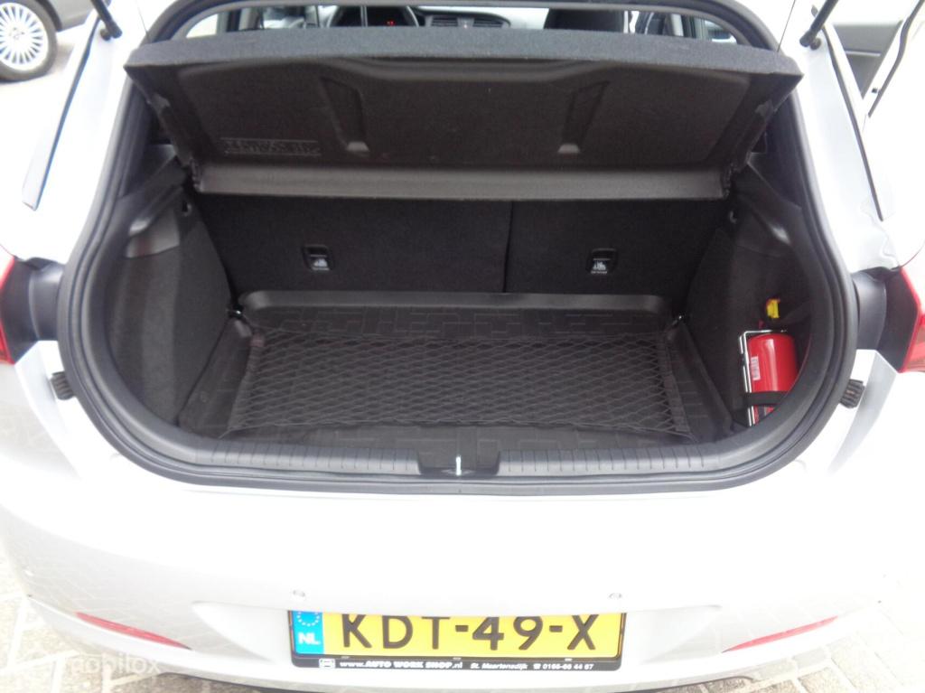 Hyundai I 20 1.0 t-gdi comfort/airco/camera/pdc/1st eig/lm velgen/slechts 8
