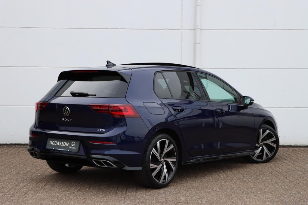 Volkswagen Golf 1.5 etsi r-line