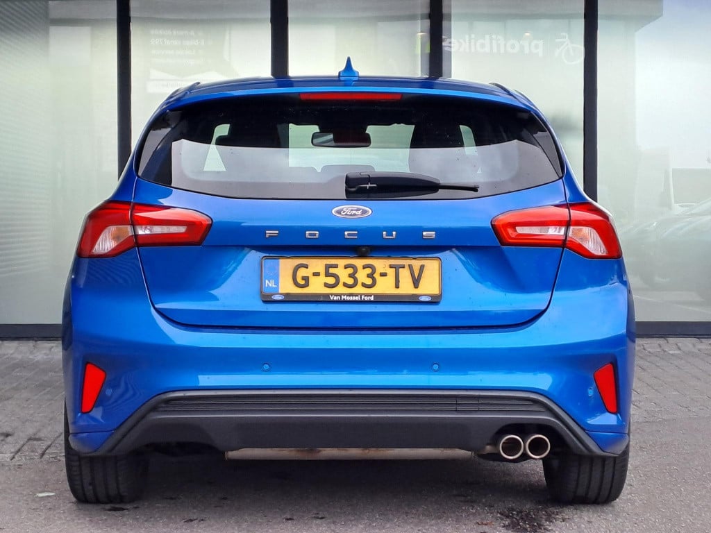 Ford Focus 1.5 ecoboost st line business | 182 pk! | winter pack | apple ca