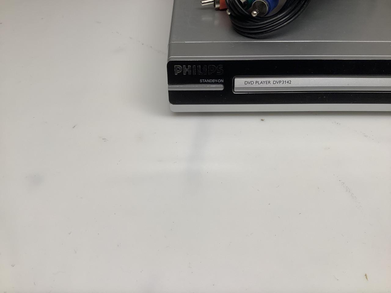 DVD speler Philips met afstandsbediening + veel films op dvd