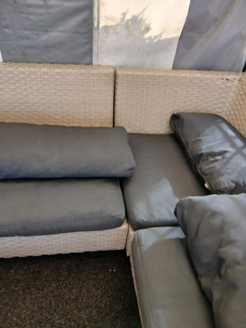 Mooie Lounge set 250x250 op halen set is in sublieme staat