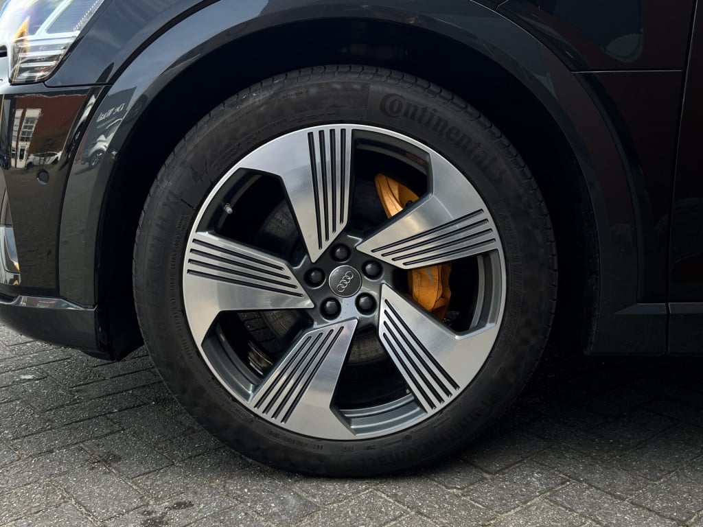 Audi E-tron e-tron 55 quattro advanced 95 kwh s-line | apple/ android carpl