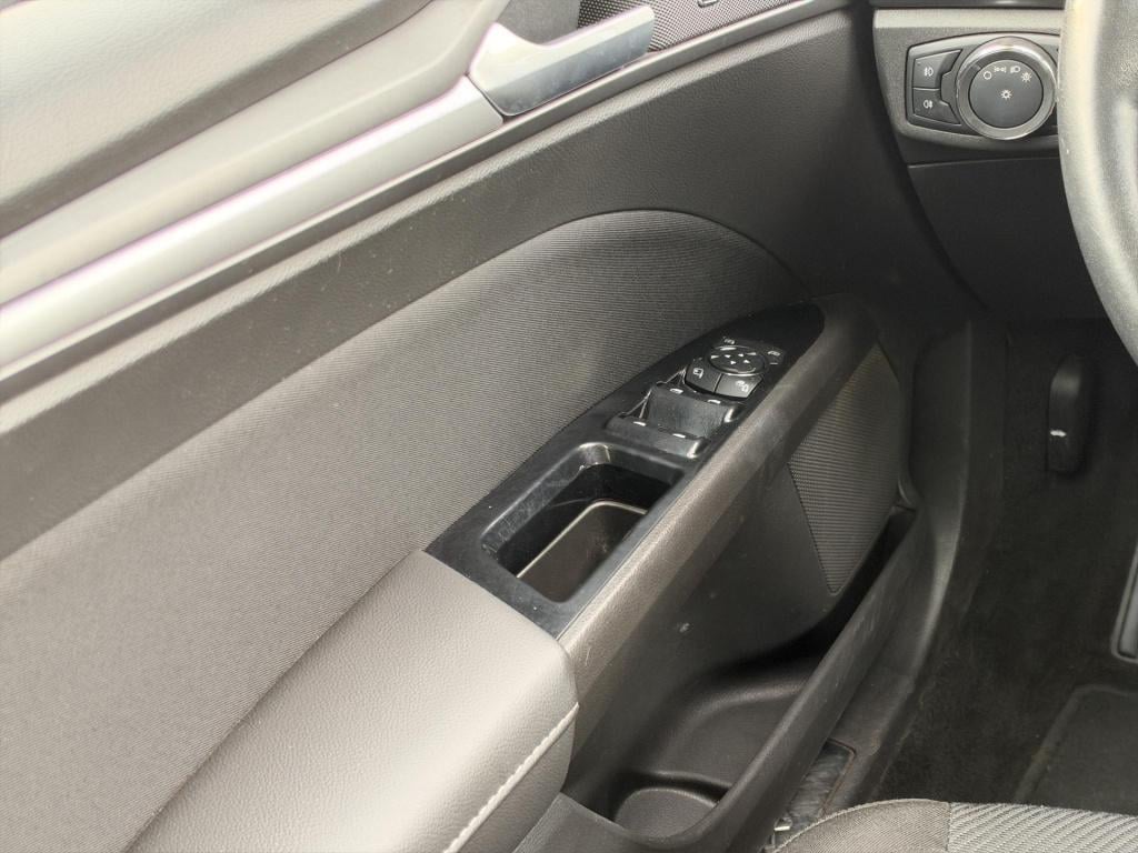 Ford Mondeo wagon 1.5 titanium keyless pdc clima