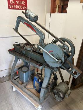 Beugel zaag machine