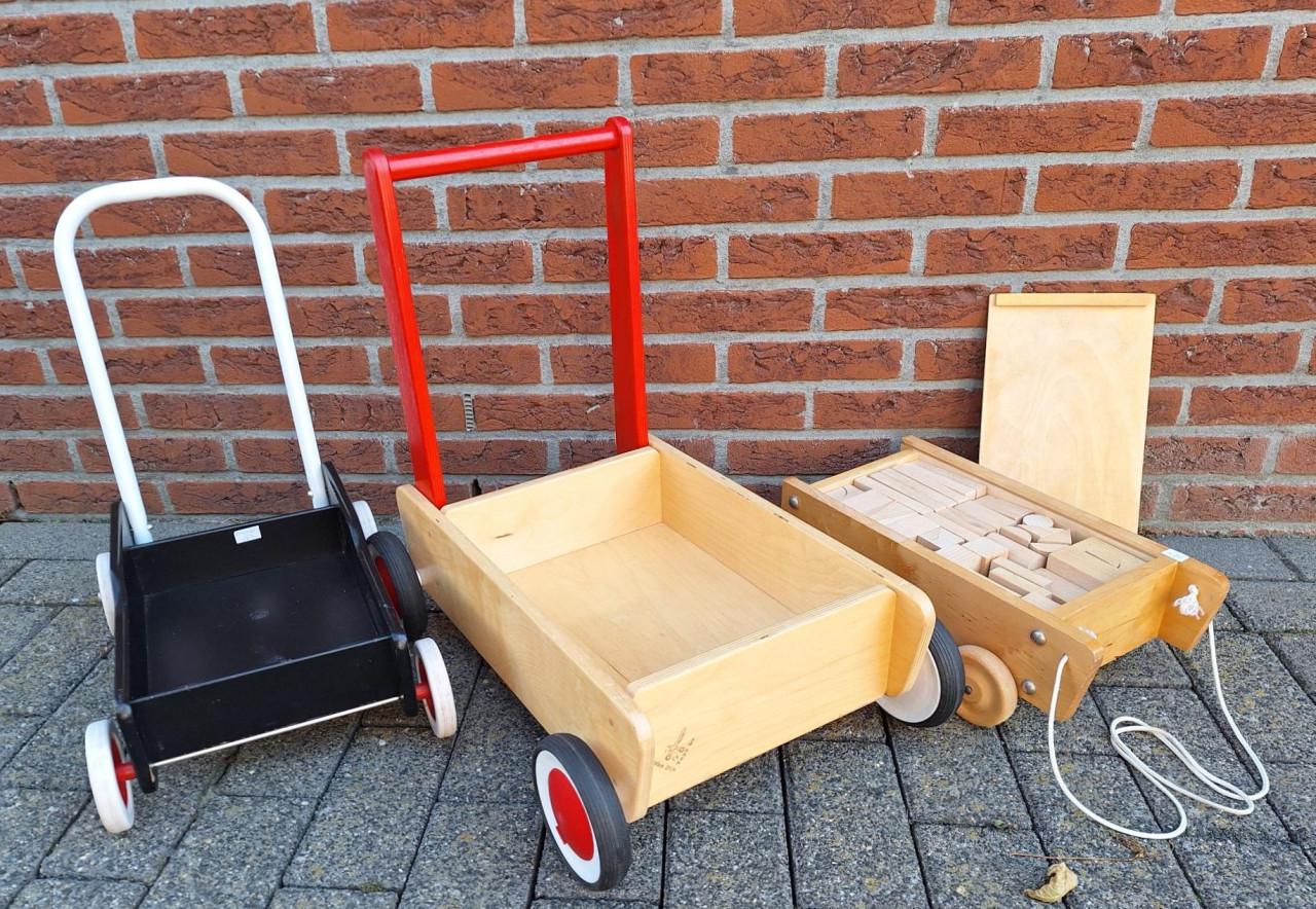 Houten blokkenwagen / blokkenkar