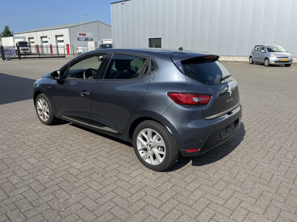 Renault Clio 1.2 limited 25 dkm