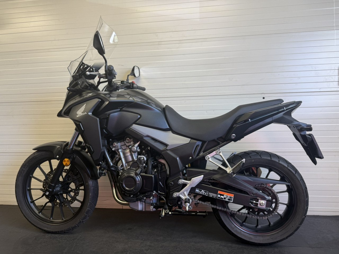 Zeer nette Honda CB500X slechts 5800km en garantie!
