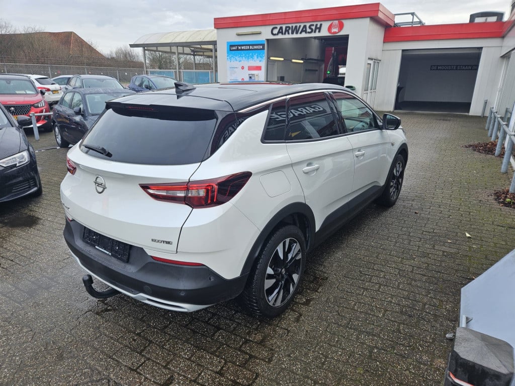 Opel Grandland X 1.2 turbo ultimate
