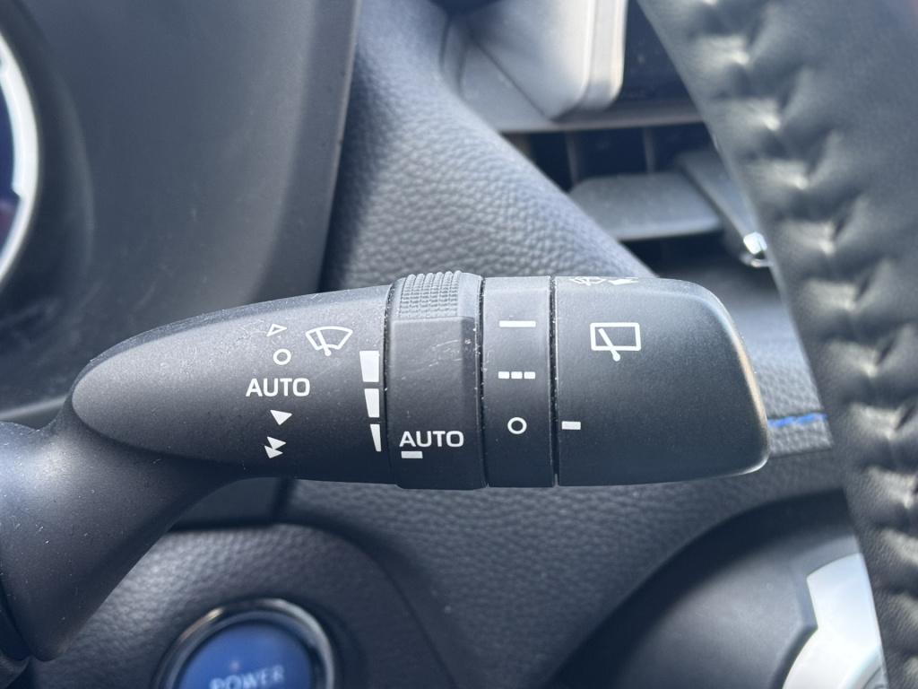 Toyota Rav4 2.5 hybrid style | navigatie | trekhaak | bi-tone |