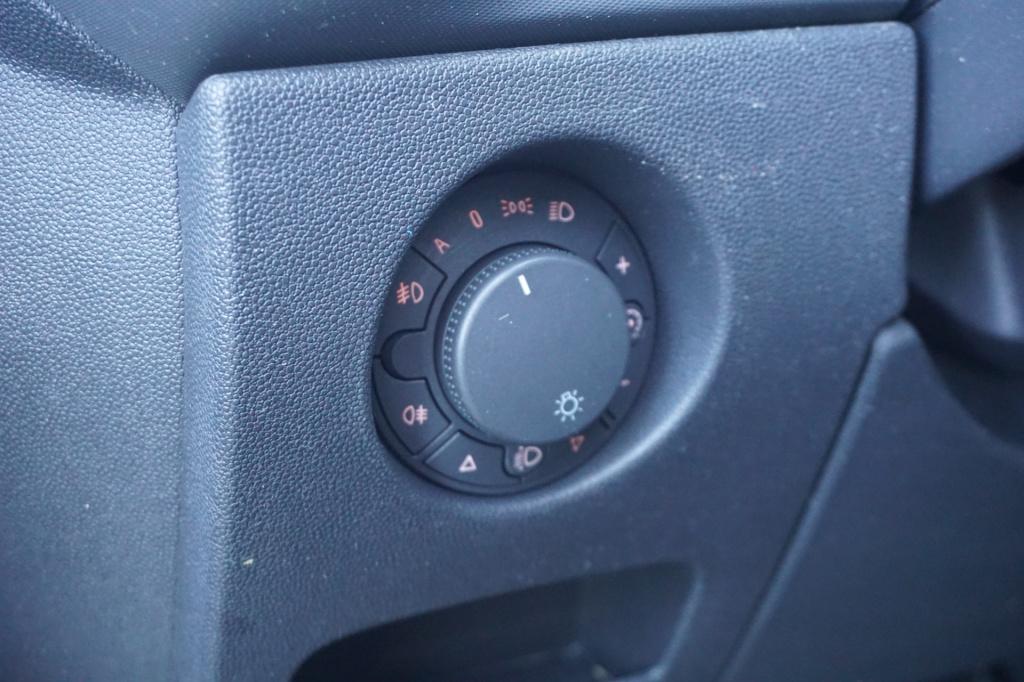 Opel Corsa 1.4-16v enjoy airco / cruise / elektr. ramen / lm velgen /  nap