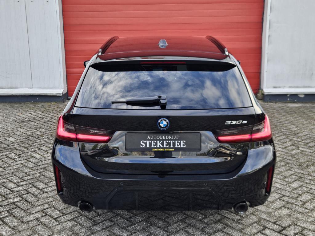 BMW 3-serie touring 330e m-sport | facelift | acc | camera | rijklaar inclu