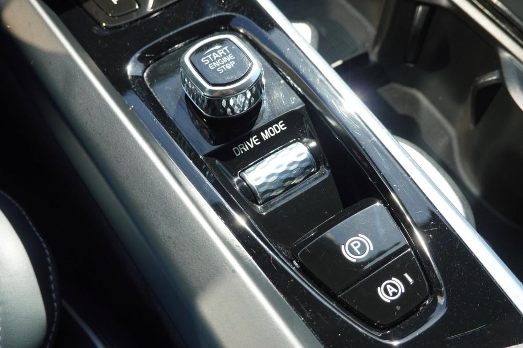 Volvo XC60 2.0 b5 r-design